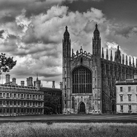 Buy canvas prints of  Kings College Chapel by Graham Moore