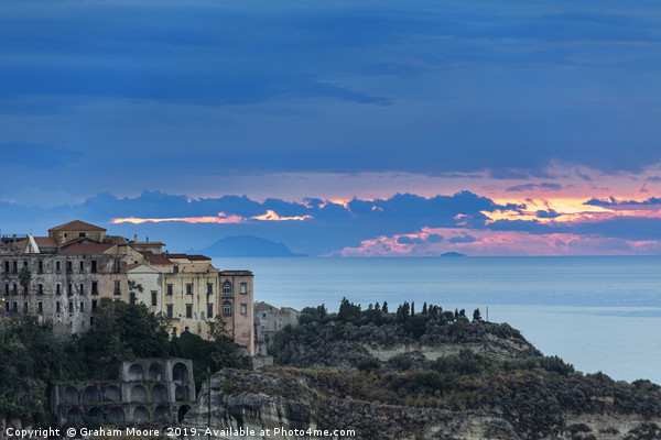 Tropea sunset Picture Board by Graham Moore
