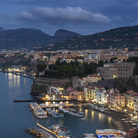 Buy canvas prints of Sorrento evening by Graham Moore