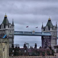 Buy canvas prints of The tower of london by yvette wallington