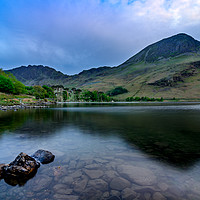 Buy canvas prints of Buttermere, English Lake District by Scott Taylor