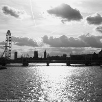 Buy canvas prints of The London Eye by Malcolm Snook