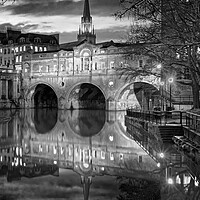 Buy canvas prints of Pulteney Bridge and River Avon in Bath  by Darren Galpin
