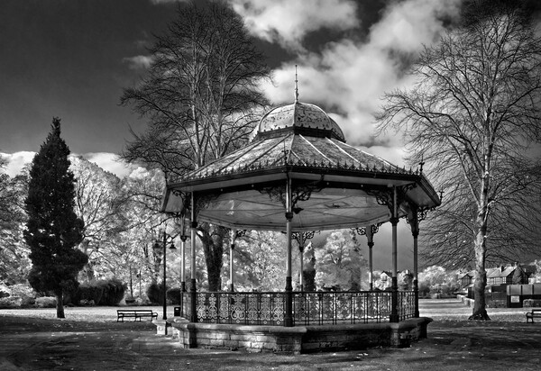 Matlock Bandstand Picture Board by Darren Galpin