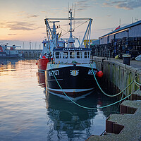 Buy canvas prints of Scarborough Harbour Sunrise, North Yorkshire by Darren Galpin