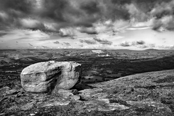 Hope Valley from Bamford Edge  Picture Board by Darren Galpin
