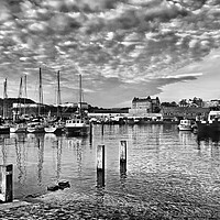 Buy canvas prints of Scarborough Harbour by Darren Galpin
