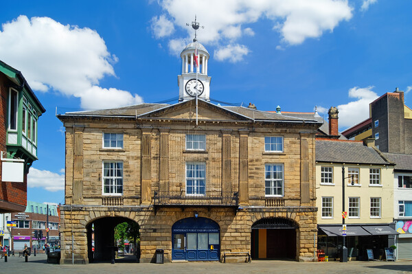 Old Town Hall, Pontefract  Picture Board by Darren Galpin