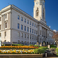Buy canvas prints of Barnsley Town Hall by Darren Galpin