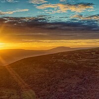 Buy canvas prints of Win Hill Sunset by Darren Galpin