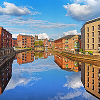 Buy canvas prints of Calls Landing & River Aire, Leeds by Darren Galpin