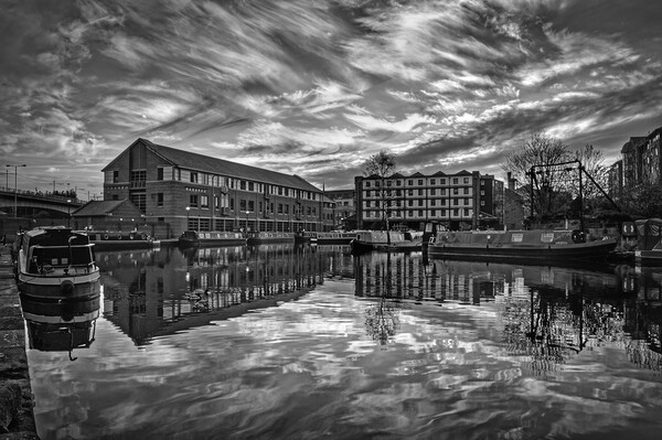 Victoria Quays Sheffield  Picture Board by Darren Galpin
