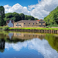 Buy canvas prints of Sprotbrough Canal and The Boat Inn by Darren Galpin