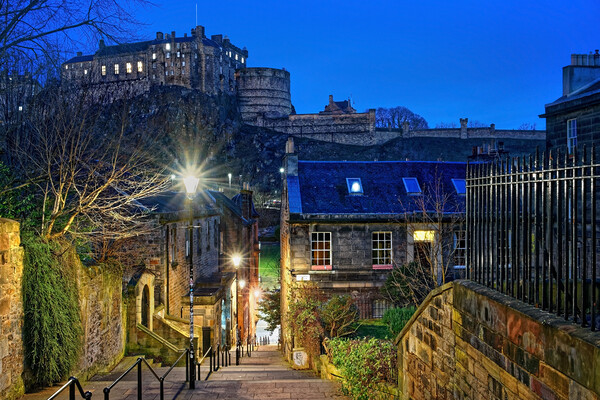 Edinburgh from The Vennel  Picture Board by Darren Galpin