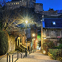 Buy canvas prints of Edinburgh from The Vennel  by Darren Galpin