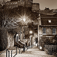 Buy canvas prints of Edinburgh from The Vennel  by Darren Galpin