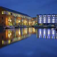 Buy canvas prints of Victoria Quays at Night by Darren Galpin