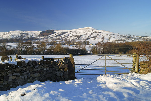 Lose Hill and Great Ridge in Winter  Picture Board by Darren Galpin