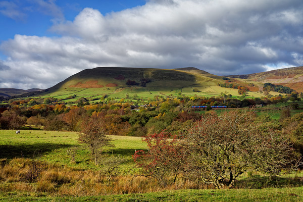  Edale and Hope Valley                      Picture Board by Darren Galpin