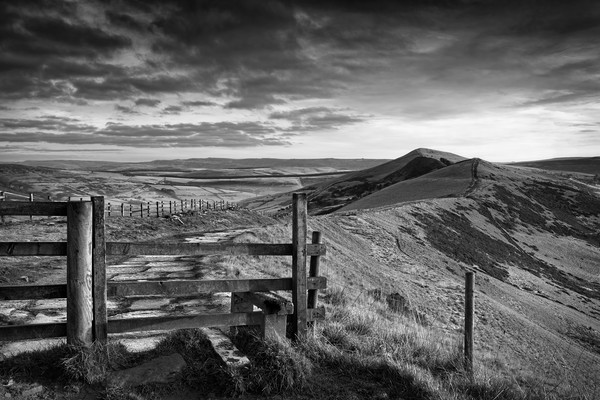 Gateway Along The Great Ridge                      Picture Board by Darren Galpin