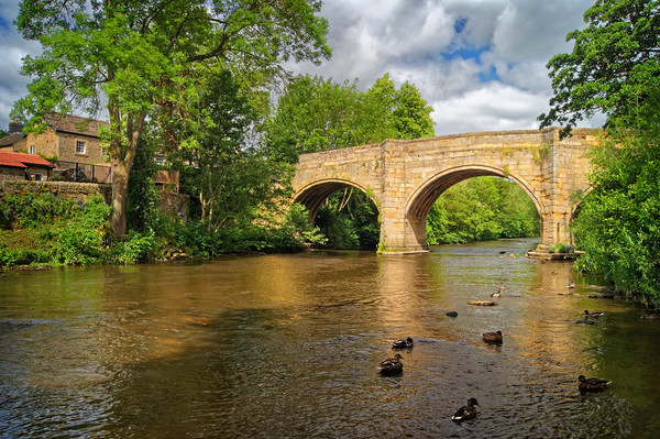 Baslow Bridge & River Derwent                      Picture Board by Darren Galpin
