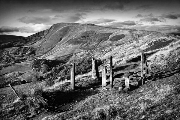 Footpath to Mam Tor   Picture Board by Darren Galpin