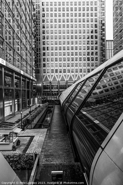 Canary Wharf Picture Board by Pete Lawless