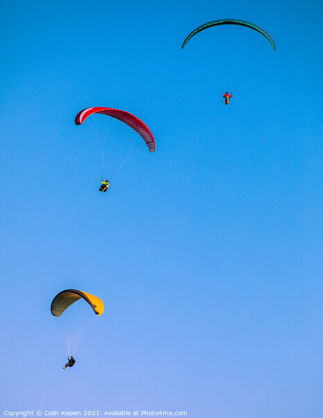 Paragliding in the Peak District Picture Board by Colin Keown