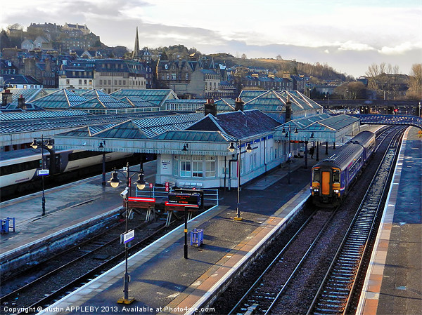 SCOTRAIL TRAIN AT STIRLING STATION Picture Board by austin APPLEBY