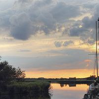 Buy canvas prints of  Sunset at horsey mere by Avril Harris