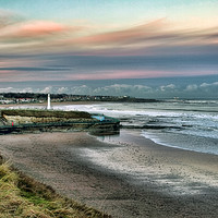 Buy canvas prints of Seaburn lighthouse and coastline by Avril Harris